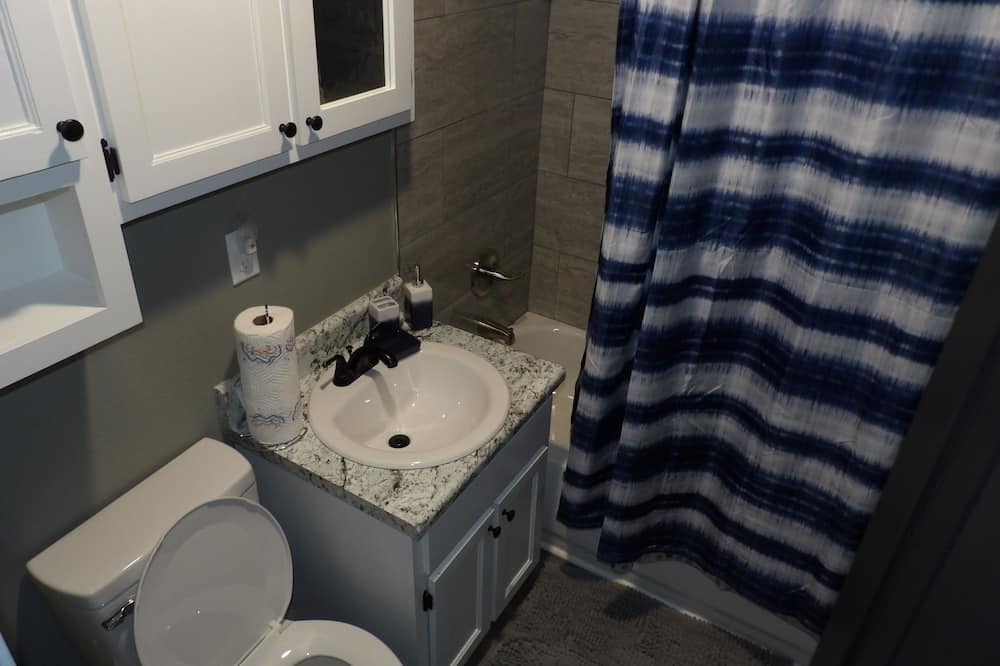 Photo of Bathroom in Pascagoula