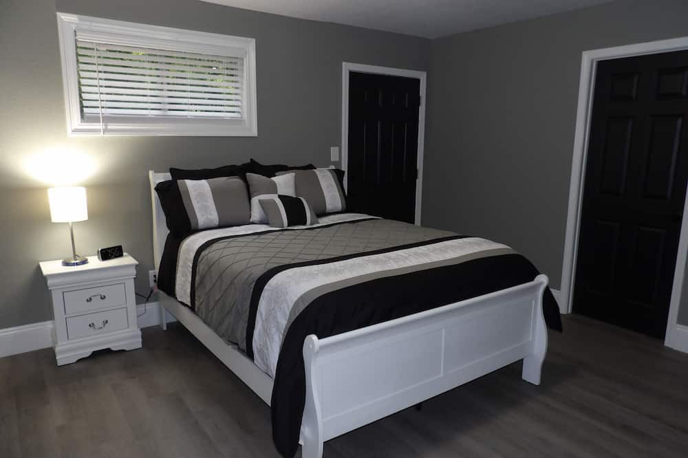 Photo of Bedroom in Pascagoula