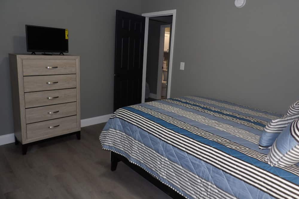 Photo of Bedroom in Pascagoula