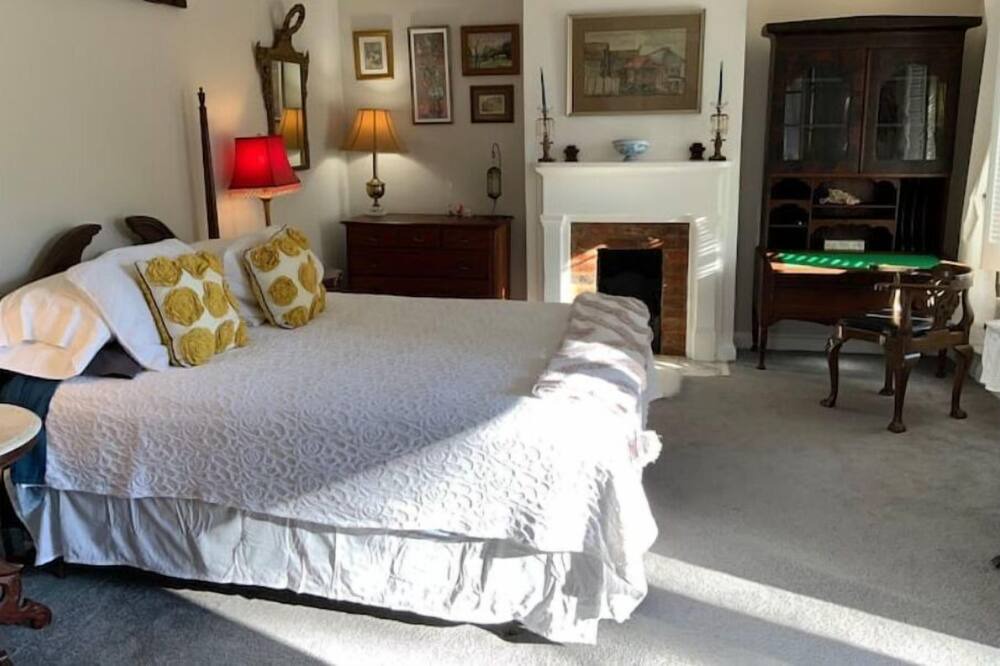 Photo of Bedroom in Vicksburg