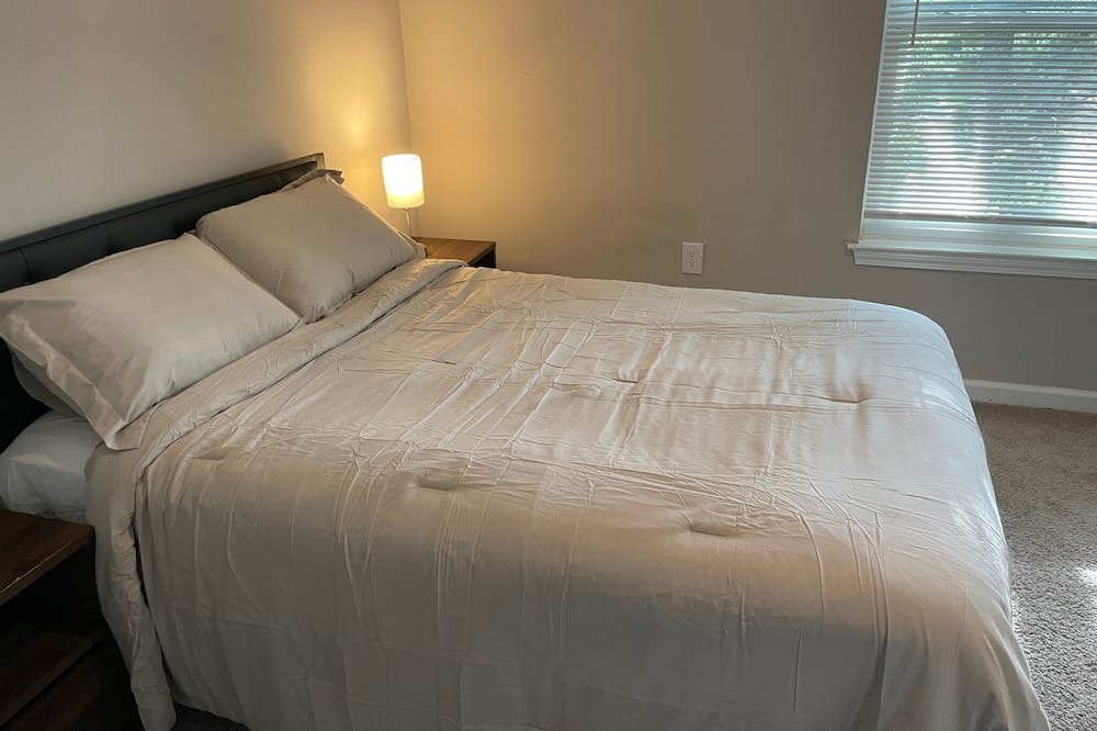 Photo of Bedroom in East Side