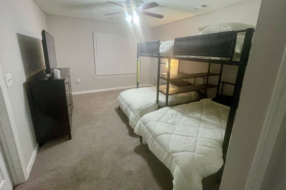 Photo of Bedroom in East Side