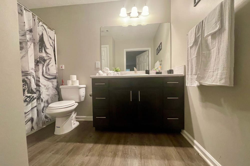 Photo of Bathroom in East Side