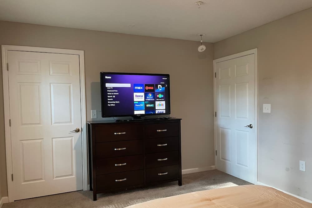 Photo of Bedroom in East Side