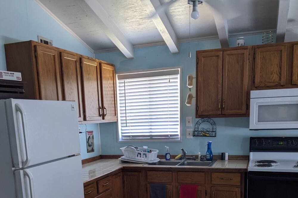 Photo of Kitchen in Shoreline Park