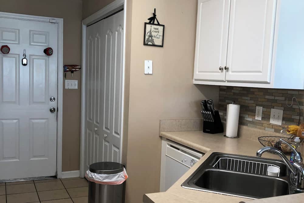 Photo of Kitchen in Grovetown