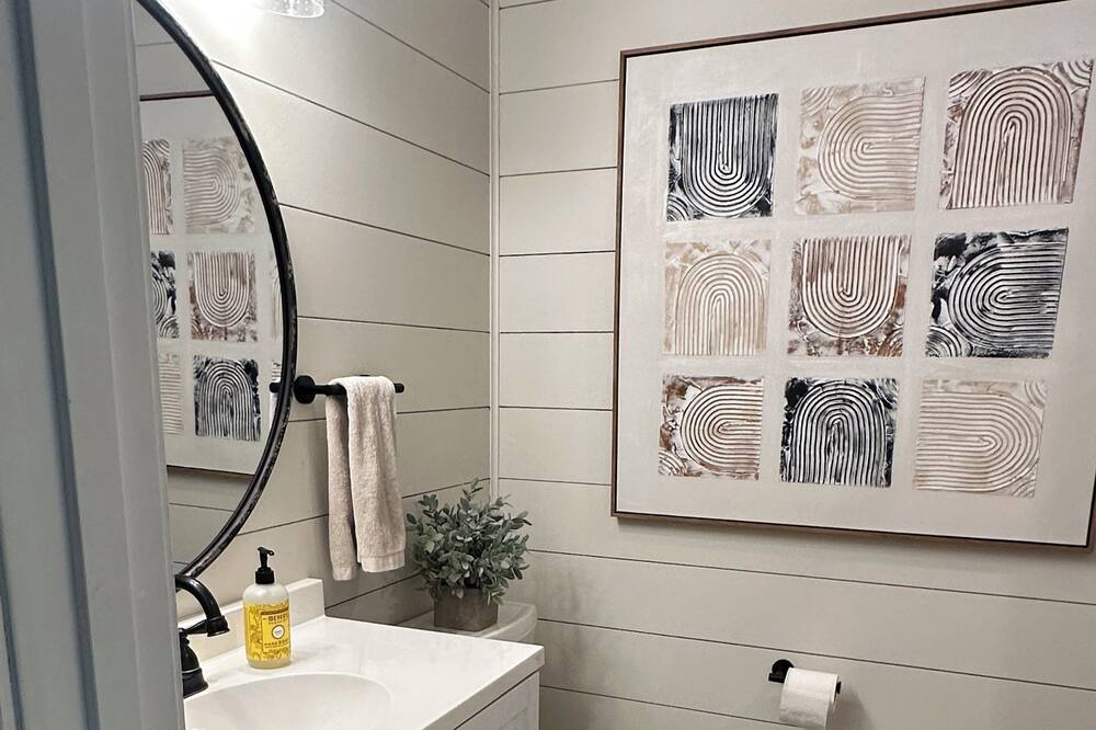 Photo of Bathroom in Duncanville