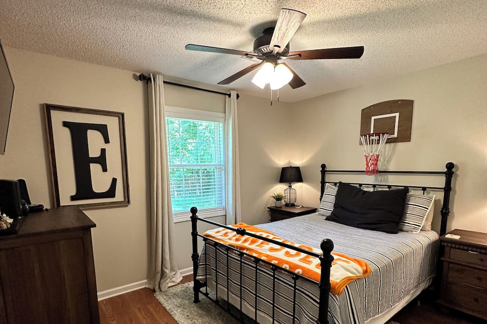 Photo of Bedroom in Duncanville