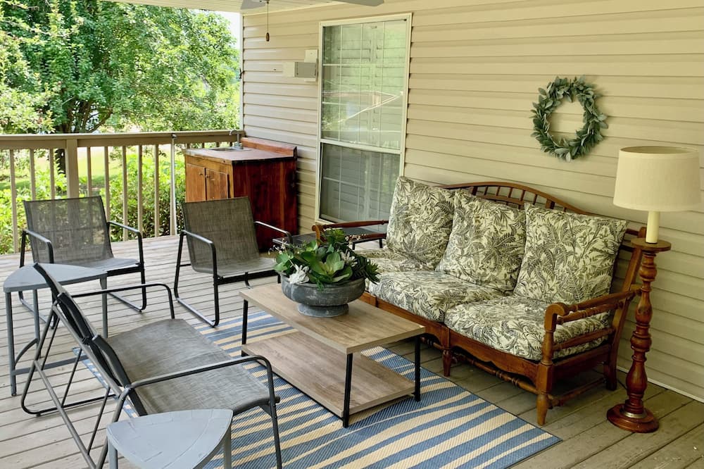 Photo of Outdoor in Calera