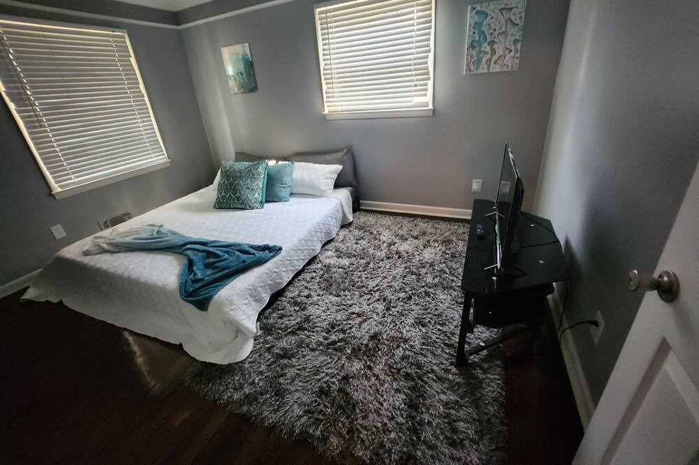 Photo of Bedroom in Decatur