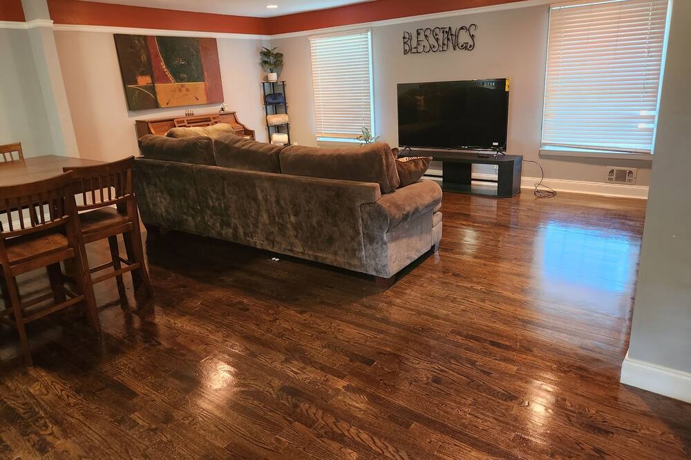Photo of Livingroom in Decatur