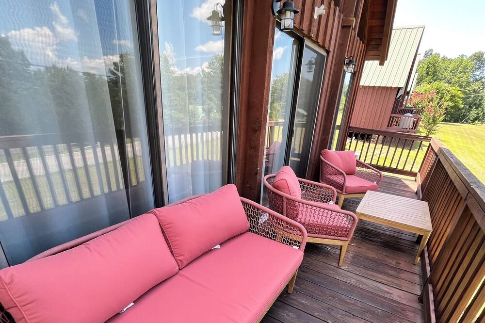 Photo of Outdoor in Six Mile
