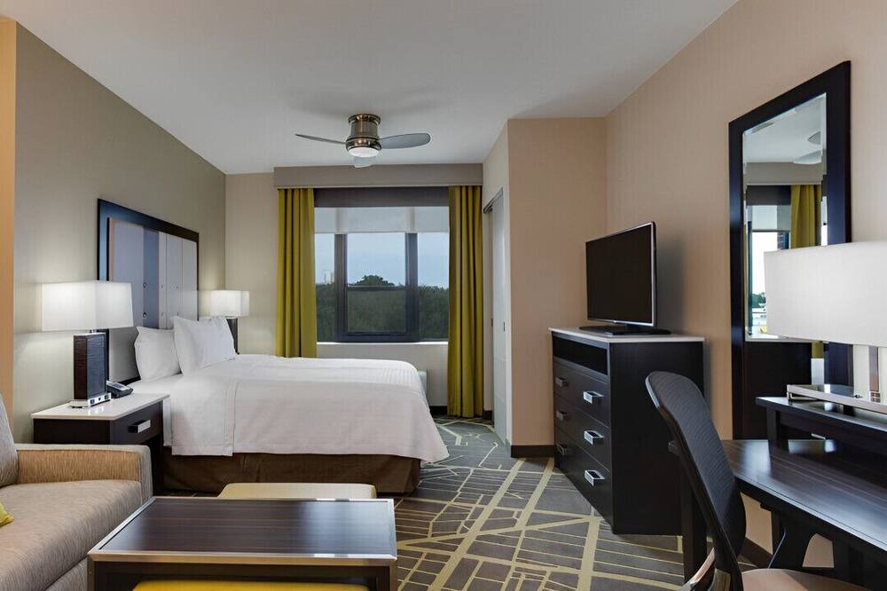 Photo of Bedroom in Hitch Village - Fred Wessels Homes