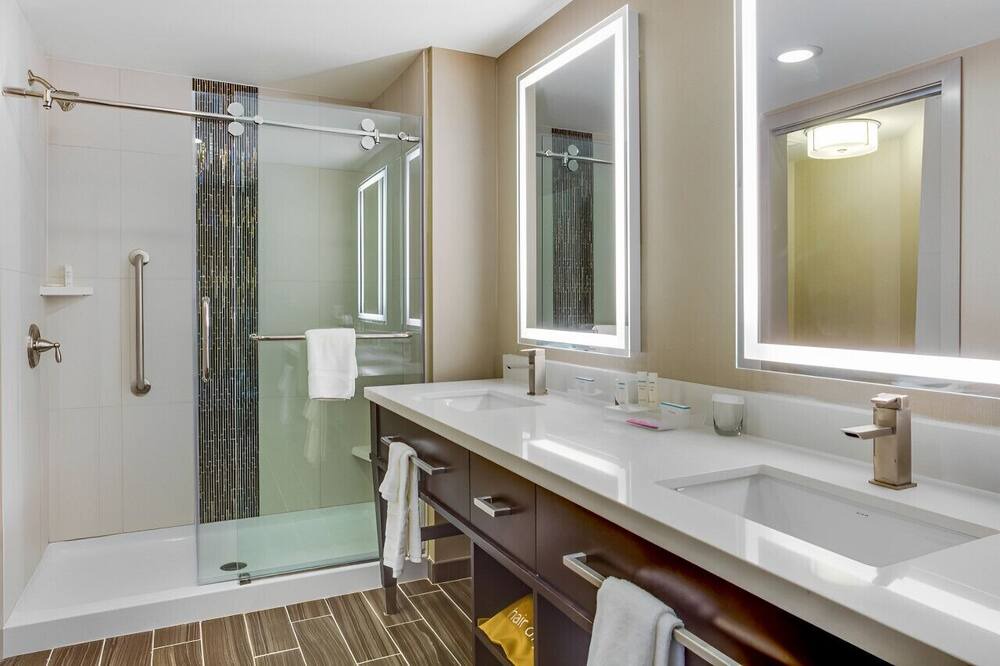 Photo of Bathroom in Hitch Village - Fred Wessels Homes