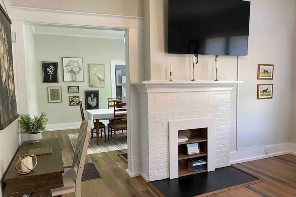 Photo of Livingroom in Sheffield
