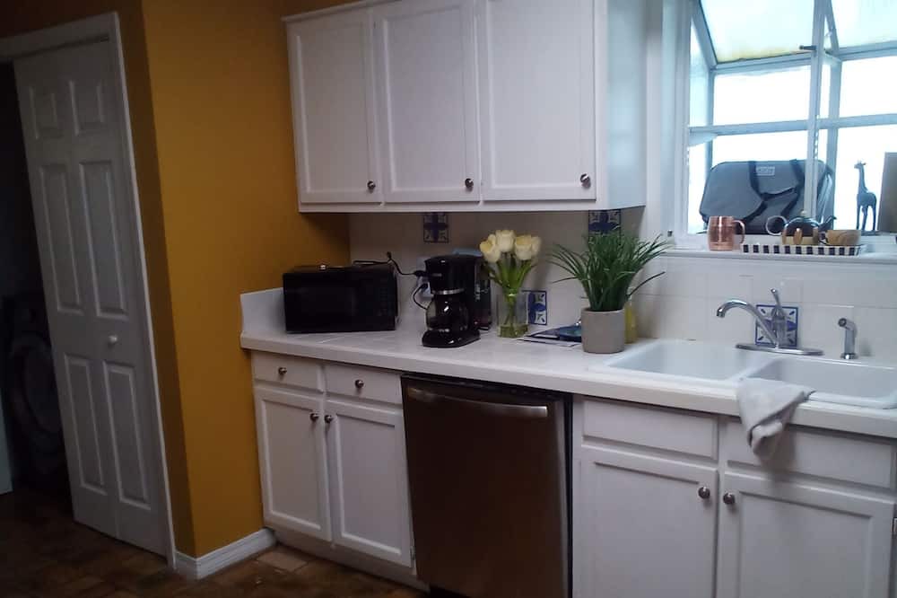 Photo of Kitchen in Daphne