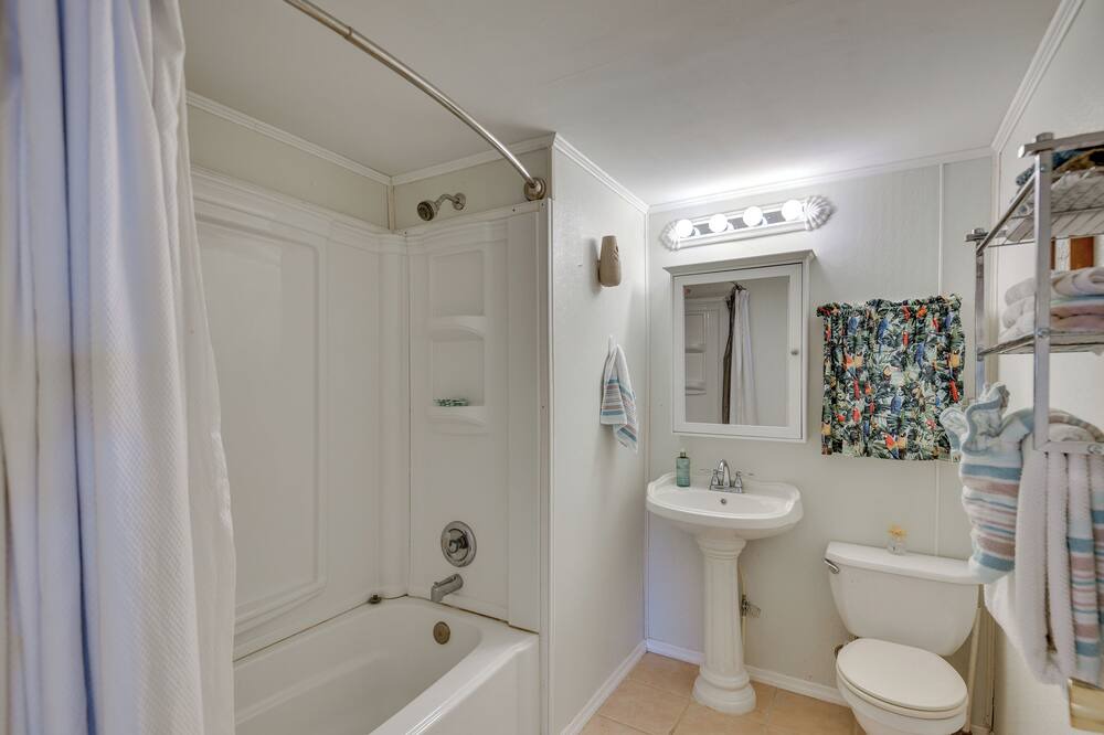 Photo of Bathroom in Crescent City