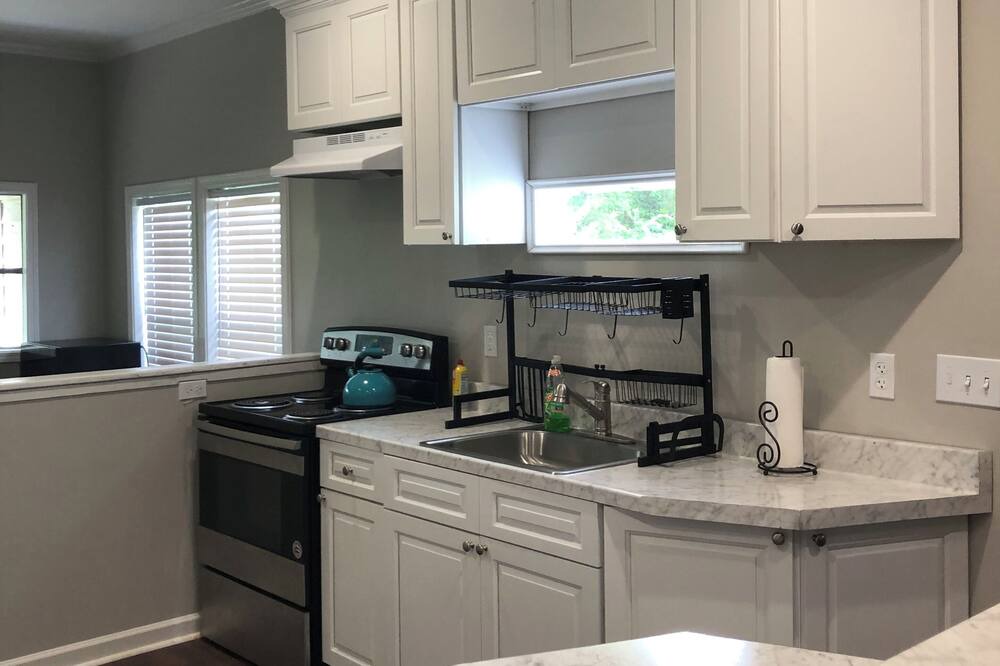 Photo of Kitchen in Pine Mountain Valley