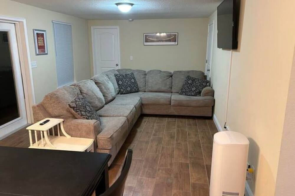 Photo of Livingroom in Deltona Lakes