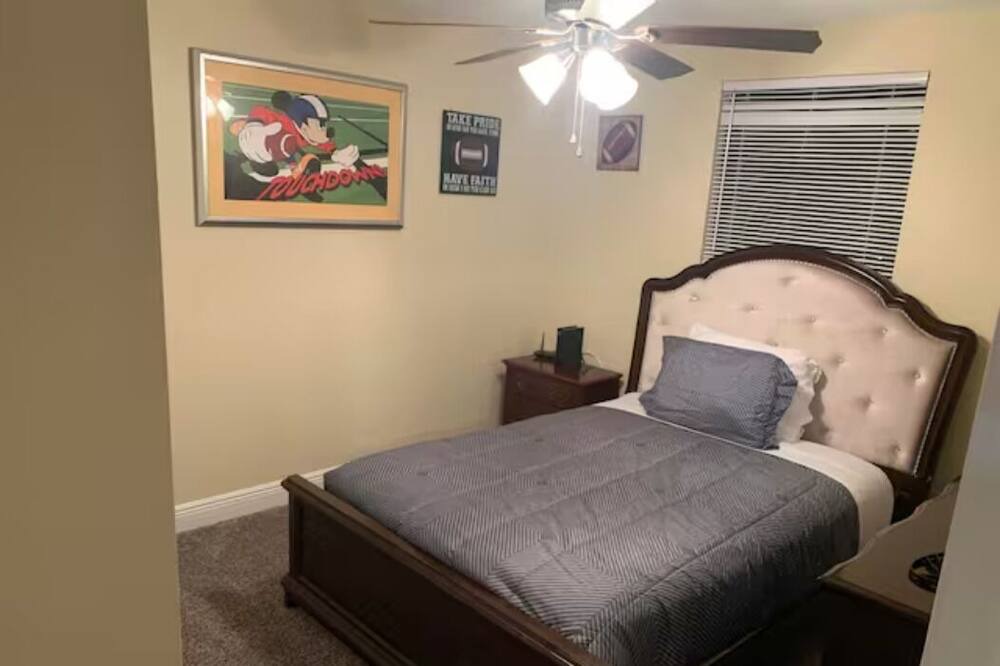 Photo of Bedroom in Deltona Lakes