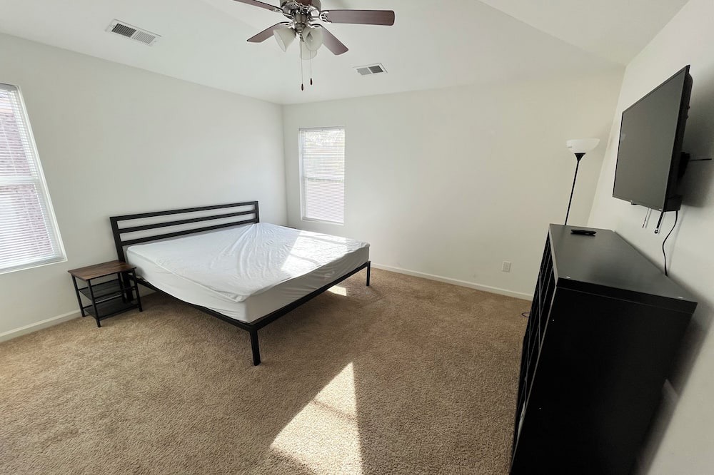 Photo of Bedroom in Fultondale