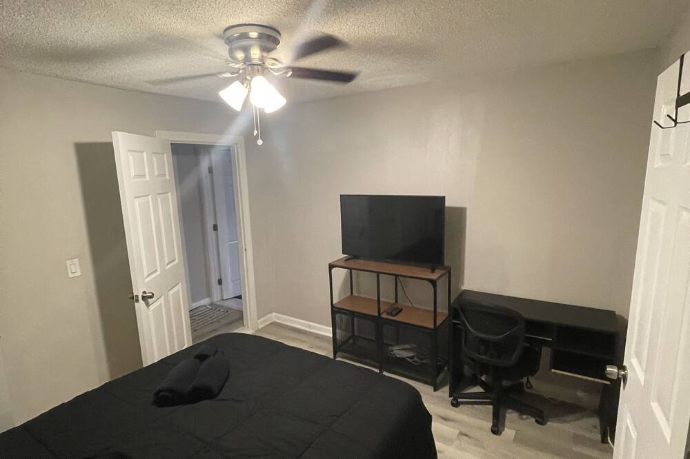 Photo of Bedroom in Church Street