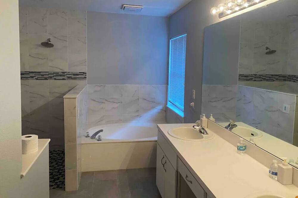 Photo of Bathroom in Orlando
