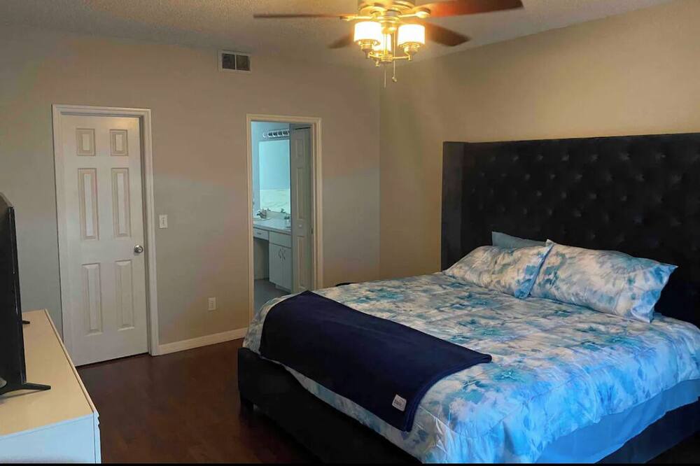 Photo of Bedroom in Orlando