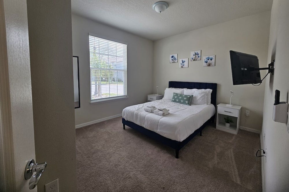 Photo of Bedroom in Loughman