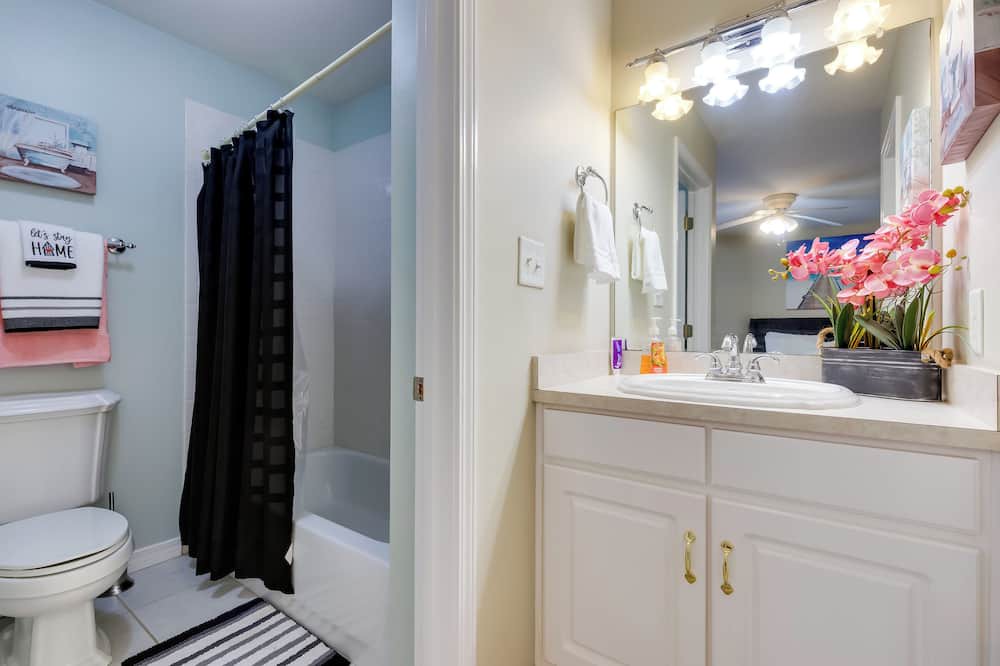 Photo of Bathroom in Theodore
