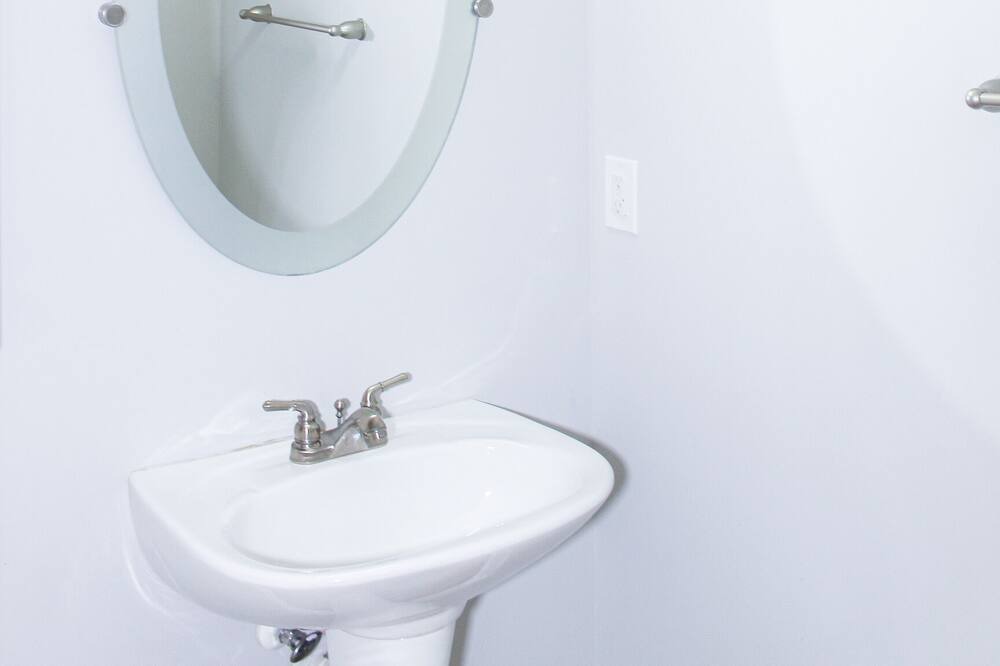Photo of Bathroom in Atlantic Station Area