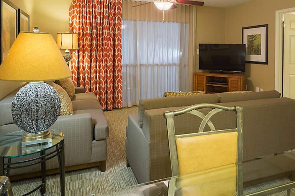 Photo of Livingroom in Florida Center