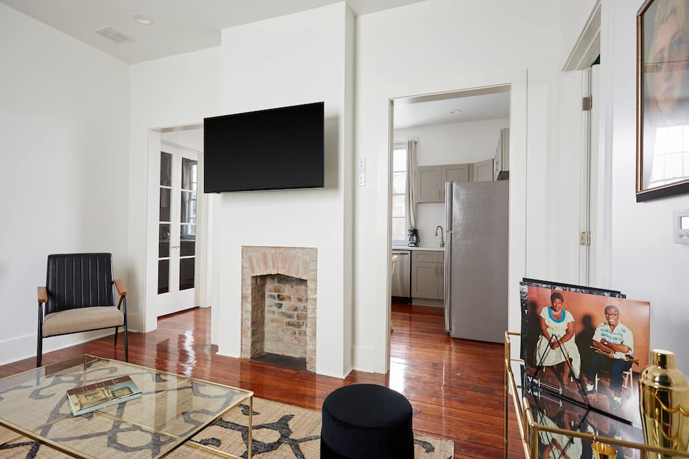Photo of Livingroom in Faubourg Delachaise
