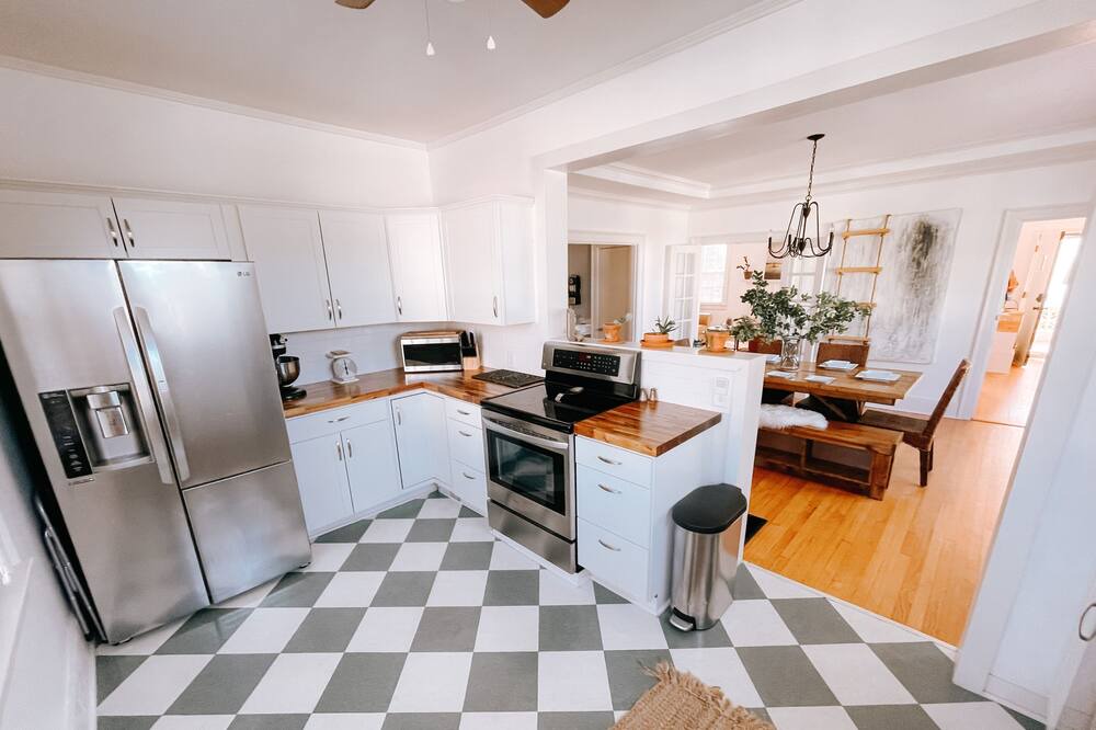 Photo of Kitchen in Winchester