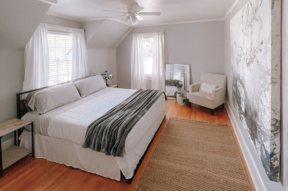 Photo of Bedroom in Winchester