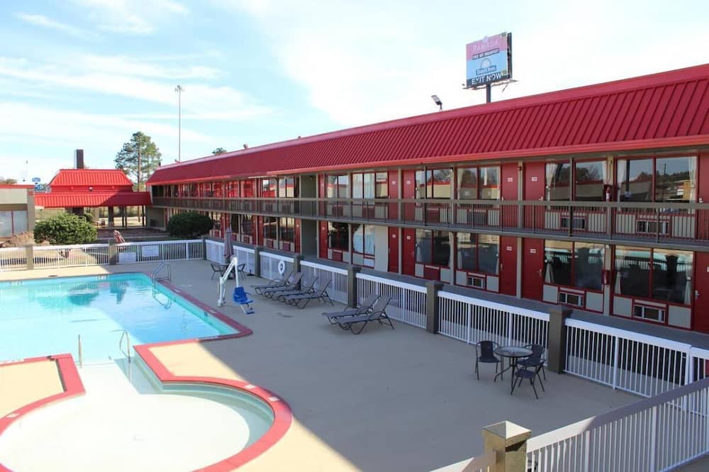 Photo of Outdoor in Perry
