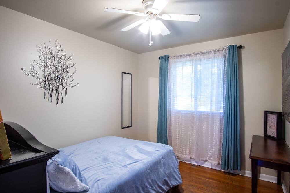 Photo of Bedroom in East Florence