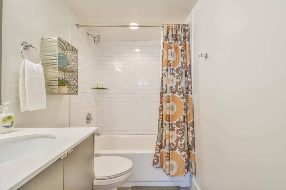 Photo of Bathroom in Virginia Highland