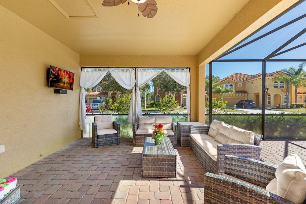Photo of Patio Balcony in Watersong
