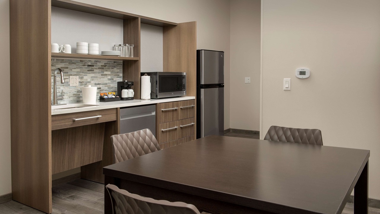 Photo of Kitchen in Kenner - Louis Armstrong International Airport