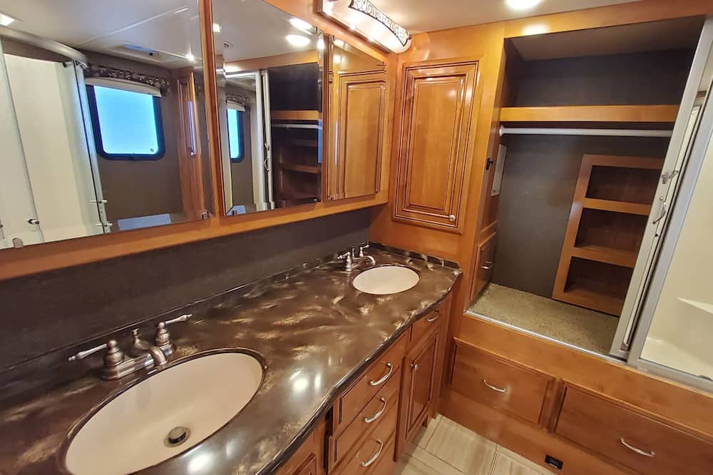 Photo of Bathroom in Umatilla