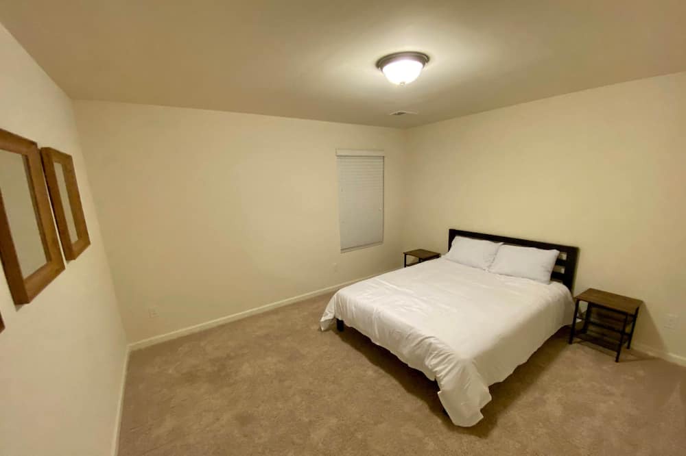 Photo of Bedroom in Fultondale