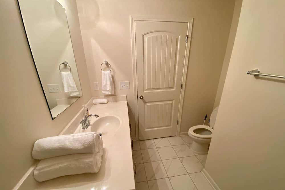 Photo of Bathroom in Fultondale