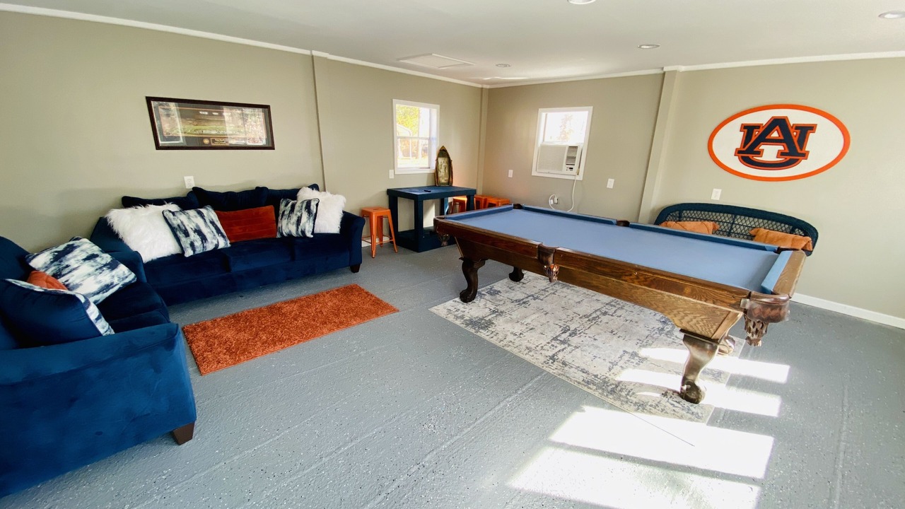 Photo of Bedroom in Deatsville