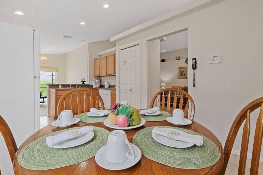 Photo of Kitchen in Florida Pines