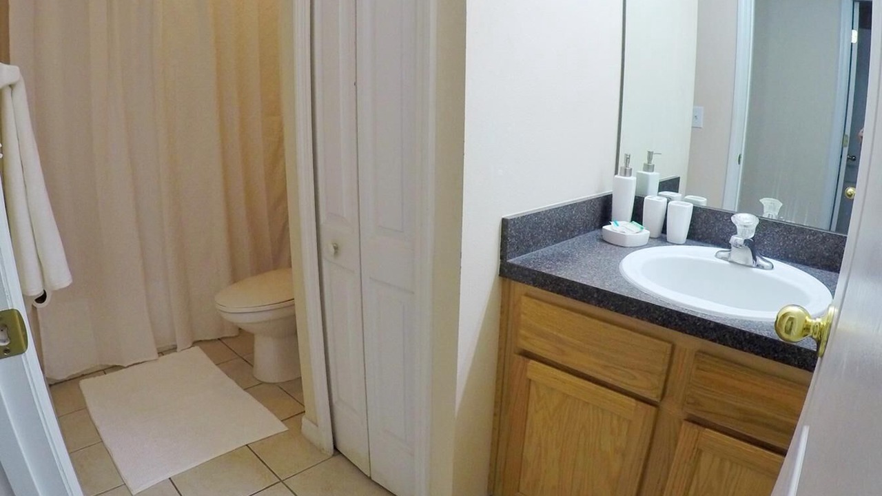 Photo of Bathroom in Davenport