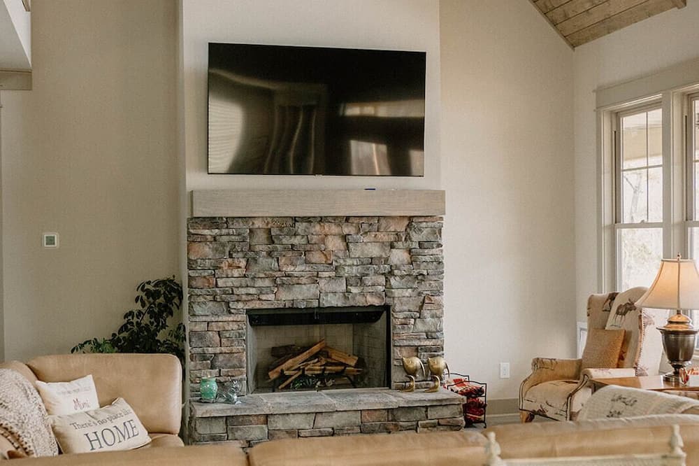 Photo of Livingroom in Pleasure Point