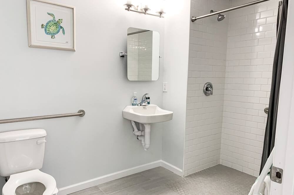 Photo of Bathroom in New Smyrna Beach