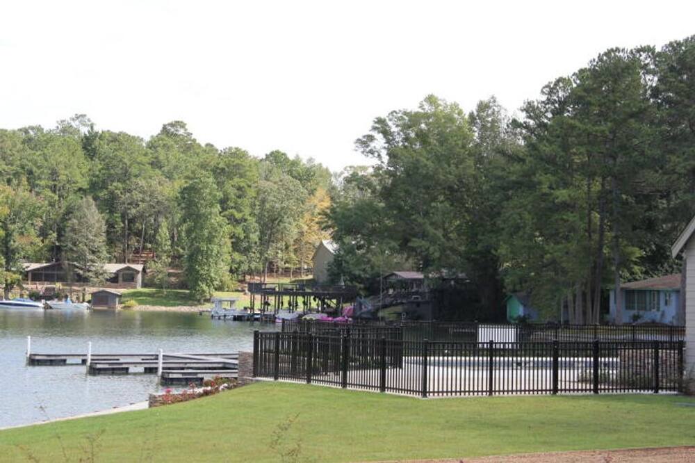 Photo of Others in Tallassee