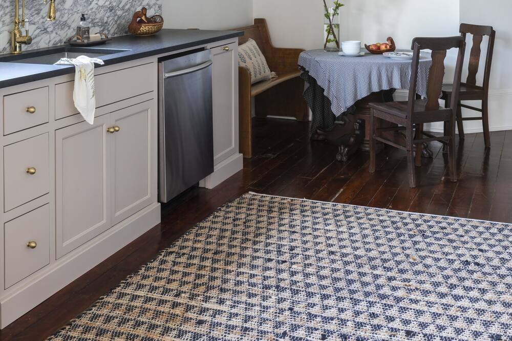 Photo of Kitchen in Algiers Point